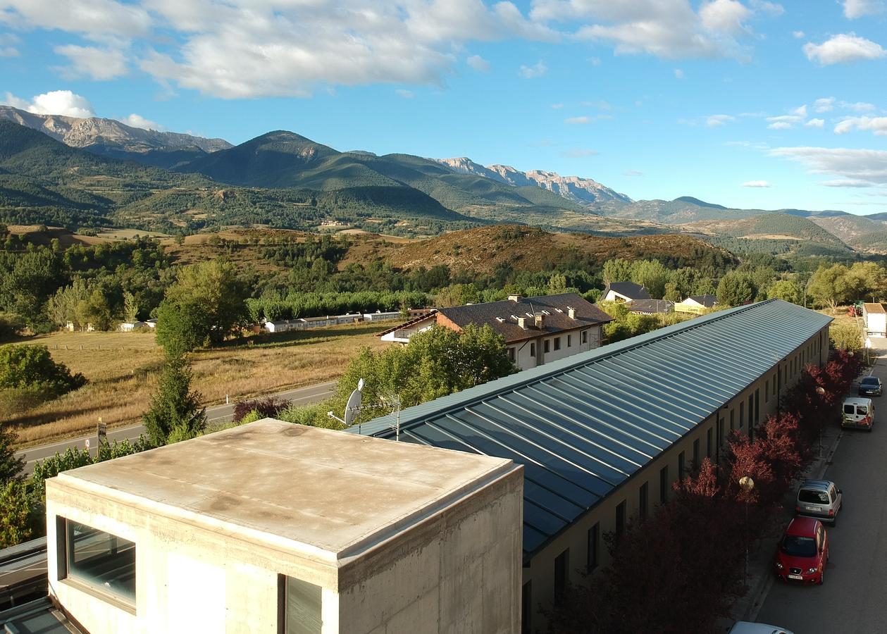 Alberg La Bruna Bellver De Cerdanya Eksteriør billede